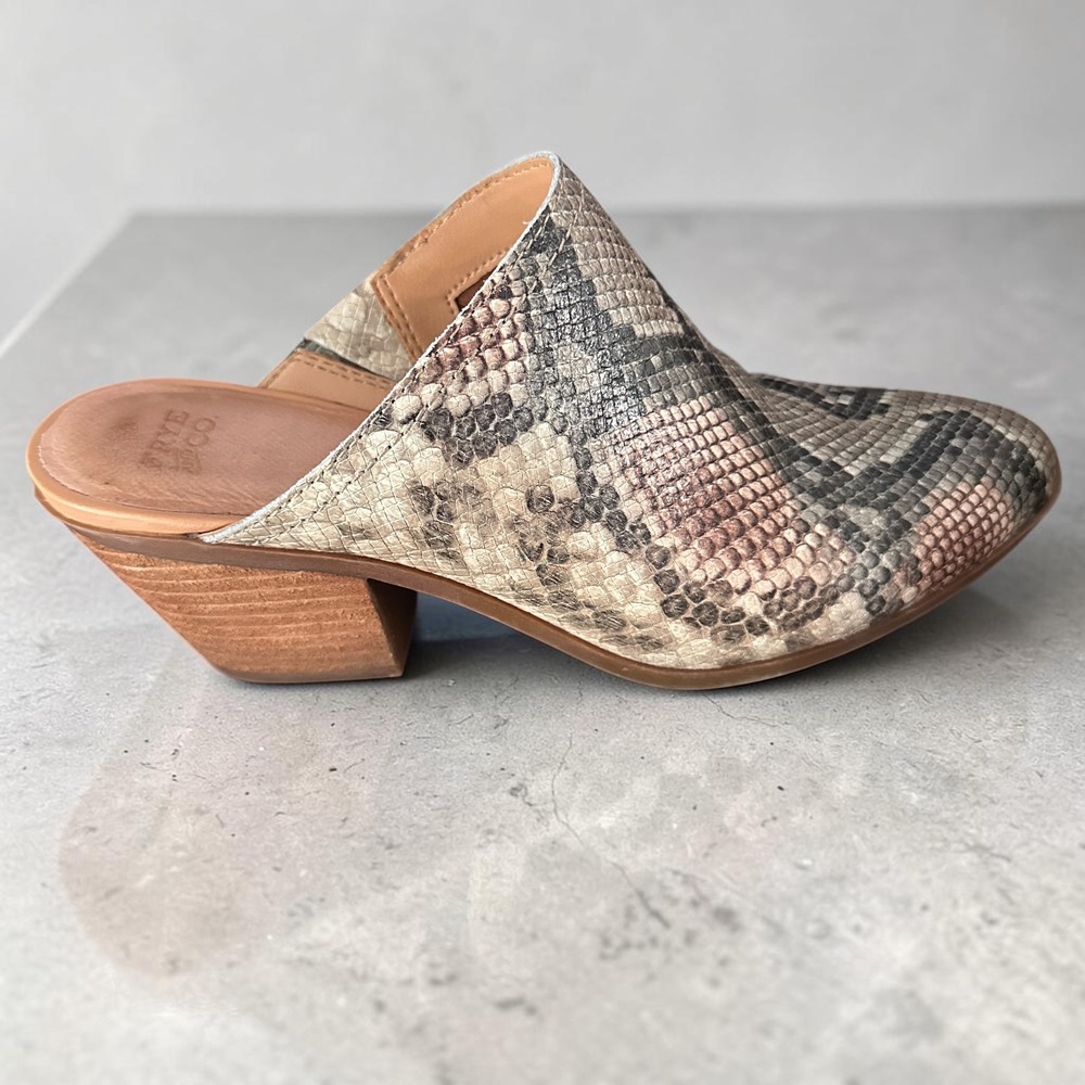 Frye and Co. Jacy Mules Womens 7 Tan Snakeskin Embossed Leather Block Heel - Picture 4 of 10